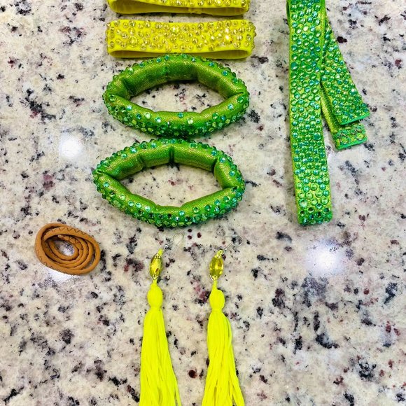 NEON YELLOW-GREEN Latin Rhythm Ballroom Dance Dress, U.S. 0-2, SIZE XS/S - Picture 5 of 5